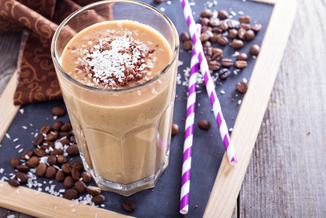 Qu'est-ce que le café protéiné ? Tout ce que vous devez savoir sur cette tendance populaire