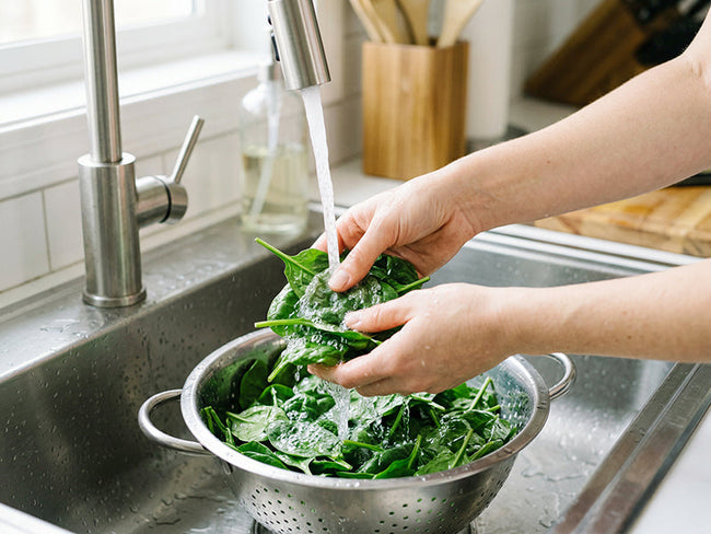 Comment le plomb entre dans notre chaîne alimentaire : explication du sol, de l'eau et du traitement
